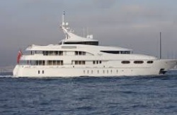motor-yacht-mega-yacht-capri-crew-lurseed-charter-greece-lurssen-superyacht-luxury-crewed-charter-motor-yacht-Greece