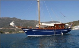 motor_sailer_Aegeas_gullet_sailing_yacht_crewed_charter_greece