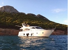 motor-yacht-Ferretti-731-for-sale-greece-purchage-yacht