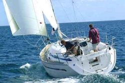 sailing-yacht-monohull-bavaria-32-charter-greece